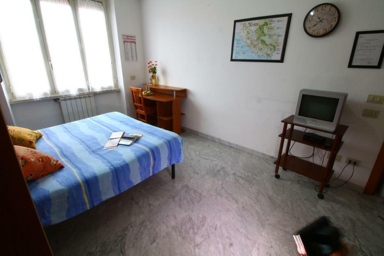 B&B Maria Grazia Ρώμη Εξωτερικό φωτογραφία